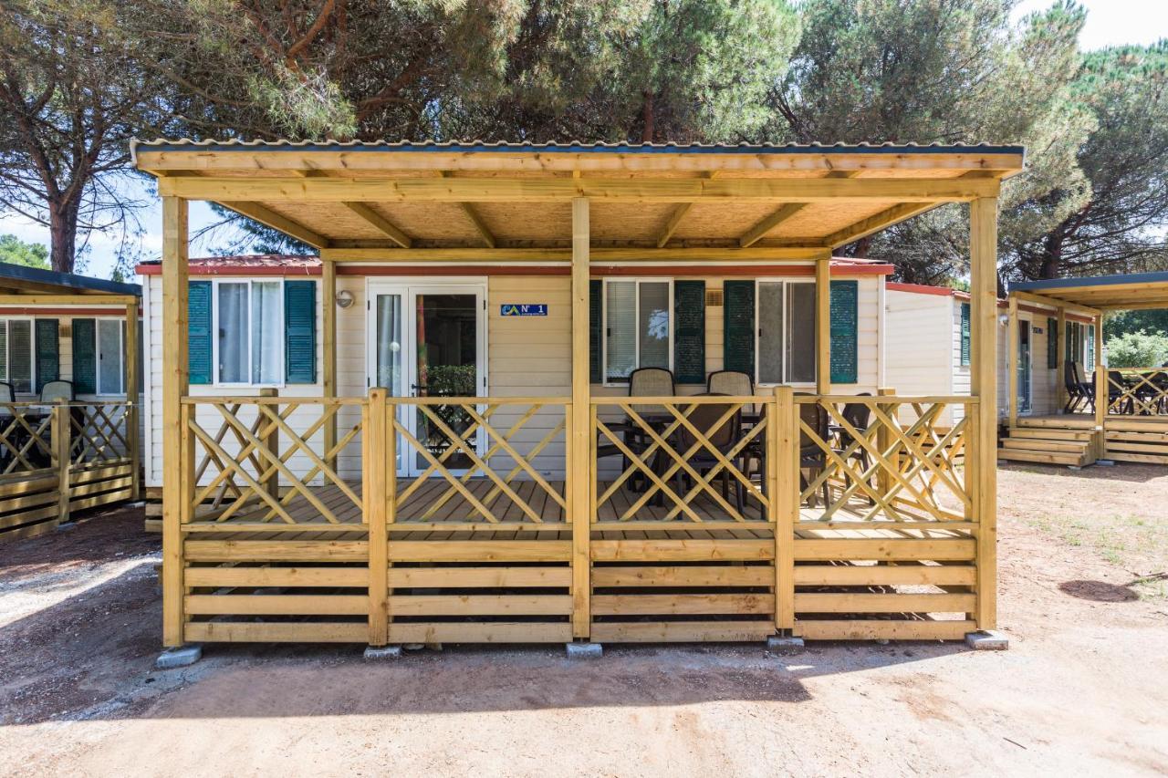 Camping Adria Mobile Homes In Brioni Sunny Camping Pula Exterior photo
